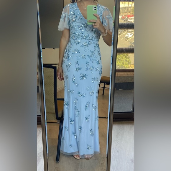 Light blue beaded Aidan Mattox v-neck short sleeved gown - Picture 3 of 3